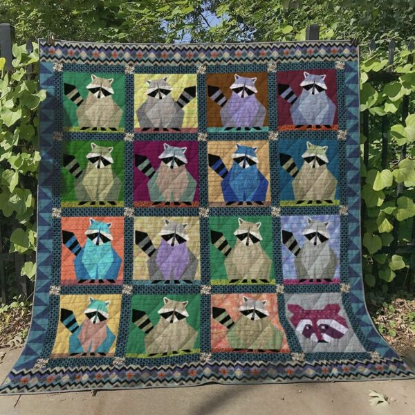 Raccoon Quilt Gift Ideas For Fans on Christmas