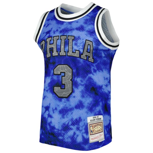 Allen Iverson Philadelphia 76ers Mitchell & Ness 1996/97 Galaxy Swingman Jersey - Royal - Image 3