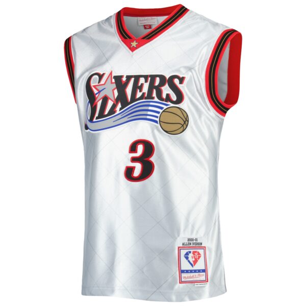 Allen Iverson Philadelphia 76ers Mitchell & Ness 2000/01 Hardwood Classics 75th Anniversary Swingman Jersey - Platinum - Image 3