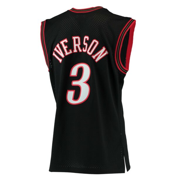 Allen Iverson Philadelphia 76ers Mitchell & Ness 2000/01 Hardwood Classics Swingman Jersey - Black - Image 4