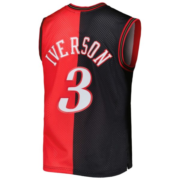 Allen Iverson Philadelphia 76ers Mitchell & Ness Hardwood Classics 2000/01 Split Swingman Jersey - Black/Red - Image 4