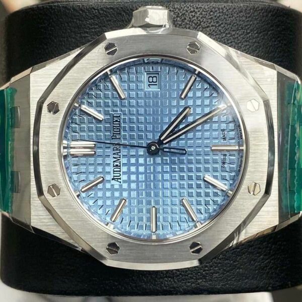 AUDEMARS PIGUET ROYAL OAK 37MM 15550ST.OO.1356ST.08 ICE BLUE TIFFANY DIAL Watch - Image 3