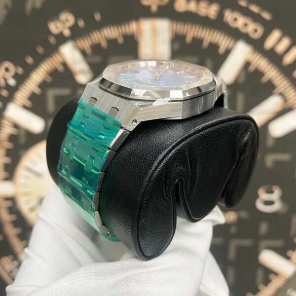 AUDEMARS PIGUET ROYAL OAK 37MM 15550ST.OO.1356ST.08 ICE BLUE TIFFANY DIAL Watch - Image 5