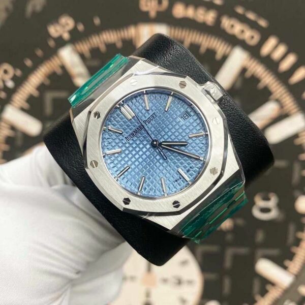 AUDEMARS PIGUET ROYAL OAK 37MM 15550ST.OO.1356ST.08 ICE BLUE TIFFANY DIAL Watch - Image 2