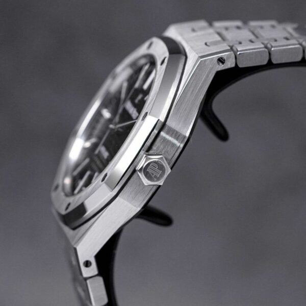 Audemars Piguet Royal Oak 41Mm Black Dial Stainless Steel Bracelet MenS Watch - Image 4