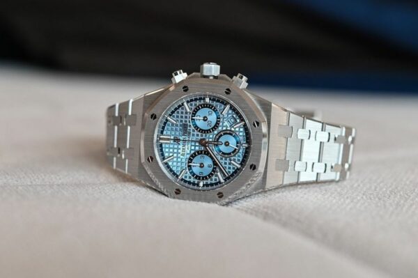 Audemars Piguet Royal Oak Chronograph 38Mm White Gold Light Blue Dial 26317Bc Watch - Image 7