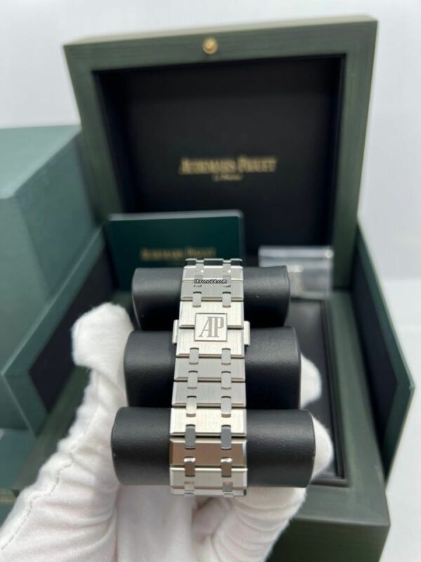 Audemars Piguet Royal Oak Chronograph Blue Dial 41Mm Watch - Image 5