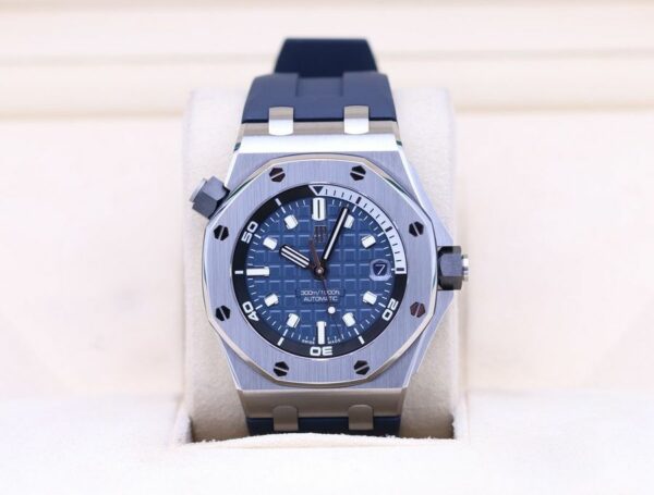 AUDEMARS PIGUET Royal Oak Offshore Automatic Blue Dial Mens Watch - Image 2