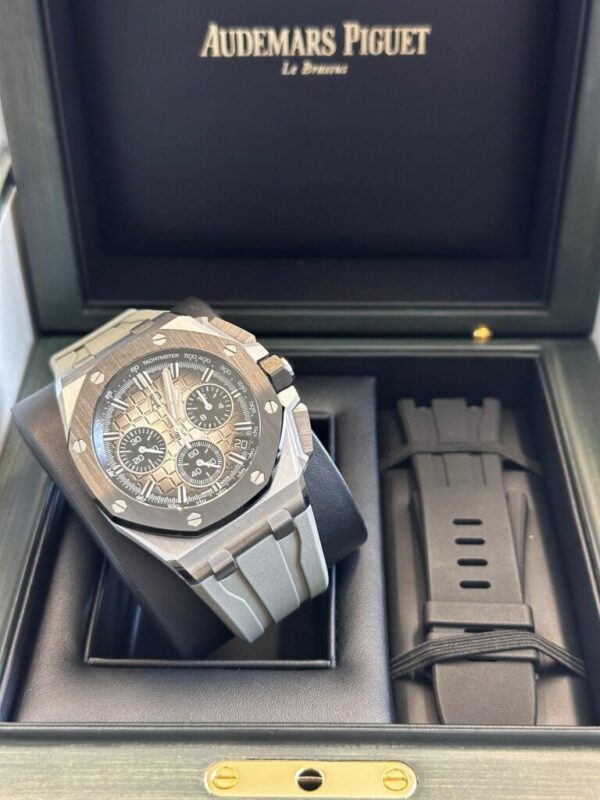 Audemars Piguet Royal Oak Offshore Chronograph Smoked Taupe 26420so Watch - Image 6