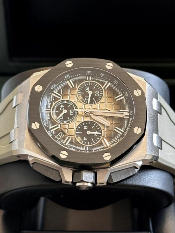 Audemars Piguet Royal Oak Offshore Chronograph Smoked Taupe 26420so Watch - Image 2