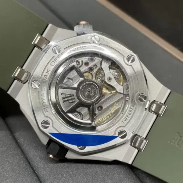 Audemars Piguet Royal Oak Offshore Diver 15720ST.OO.A052CA.01. Watch - Image 4