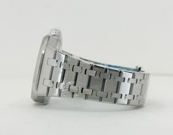Audemars Piguet Royal Oak Self-Winding Stainless Steel 41Mm Silver Dial Watch - Image 5
