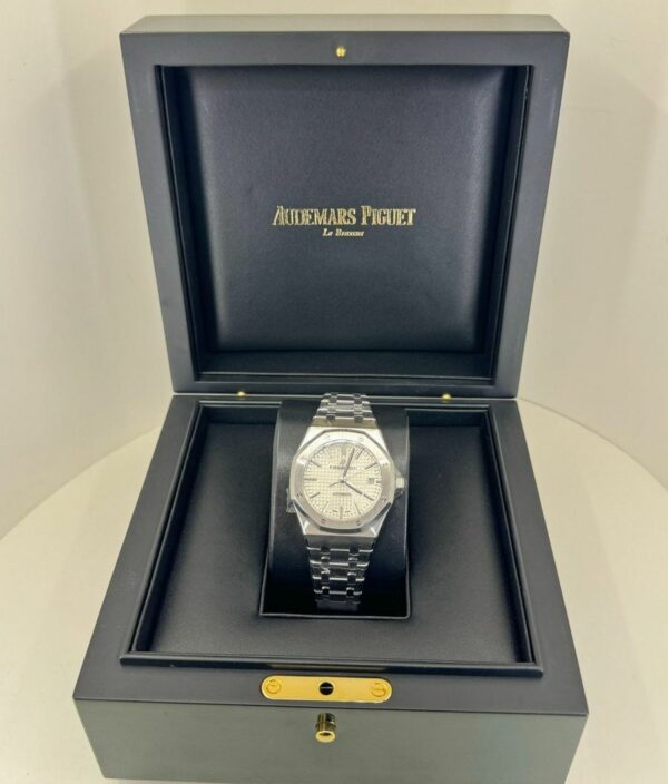 Audemars Piguet Royal Oak Self-Winding Stainless Steel 41Mm Silver Dial Watch - Image 3