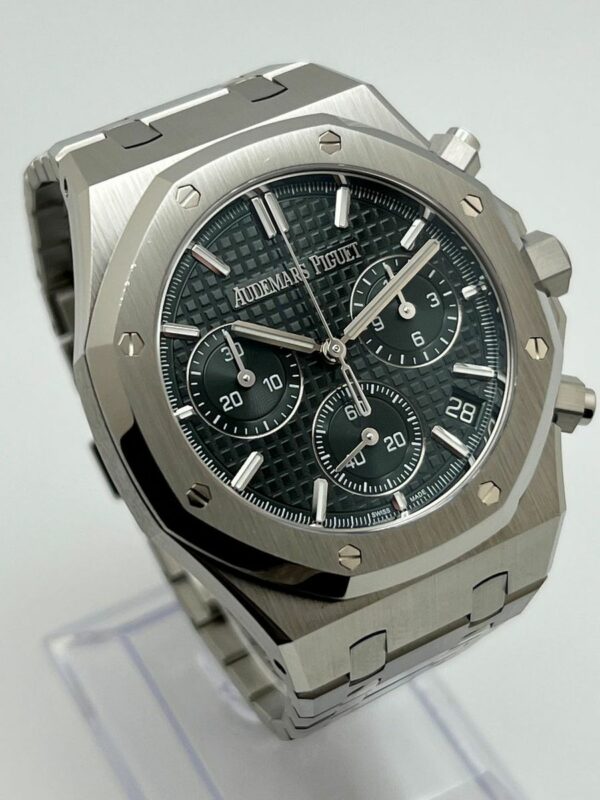 Audemars Piguet Royal Oak Selfwinding Chronograph 50Th Anniversary Steel Bracelet Green Dial (Ref # 26240St.Oo.1320St.04) Watch - Image 3