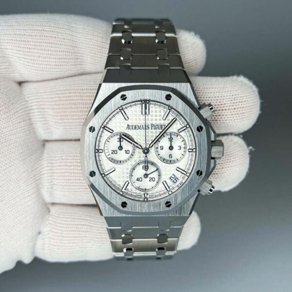 Audemars Piguet Royal Oak Selfwinding Chronograph White Dial 26240St.Oo.1320St.03 Watch - Image 3