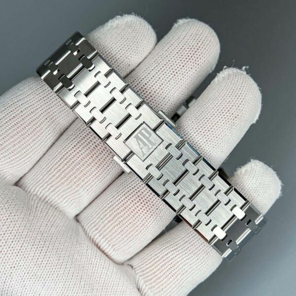 Audemars Piguet Royal Oak Selfwinding Chronograph White Dial 26240St.Oo.1320St.03 Watch - Image 6