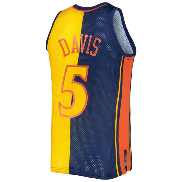 Baron Davis Golden State Warriors Mitchell & Ness Hardwood Classics 2006/07 Split Swingman Jersey - Navy/Gold - Image 4