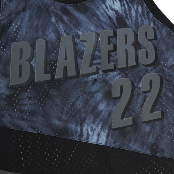 Clyde Drexler Portland Trail Blazers Mitchell & Ness Hardwood Classics 1991/92 Tie-Dye Swingman Jersey - Black - Image 5