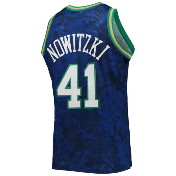 Dirk Nowitzki Dallas Mavericks Mitchell & Ness Hardwood Classics 1998/99 Lunar New Year Swingman Jersey - Blue - Image 4