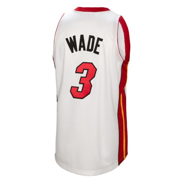 Dwyane Wade Miami Heat Mitchell & Ness 2005-06 Authentic Player Jersey - White - Image 4