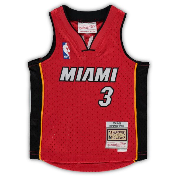 Dwyane Wade Miami Heat Mitchell & Ness Infant 2005/06 Hardwood Classics Player Jersey - Red - Image 3