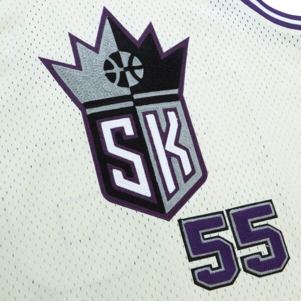 Jason Williams Sacramento Kings Mitchell & Ness Chainstitch Swingman Jersey - Cream - Image 5