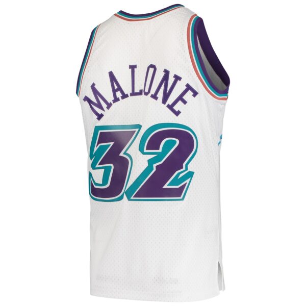 Karl Malone Utah Jazz Mitchell & Ness 1996/97 Hardwood Classics Swingman Jersey - White - Image 4