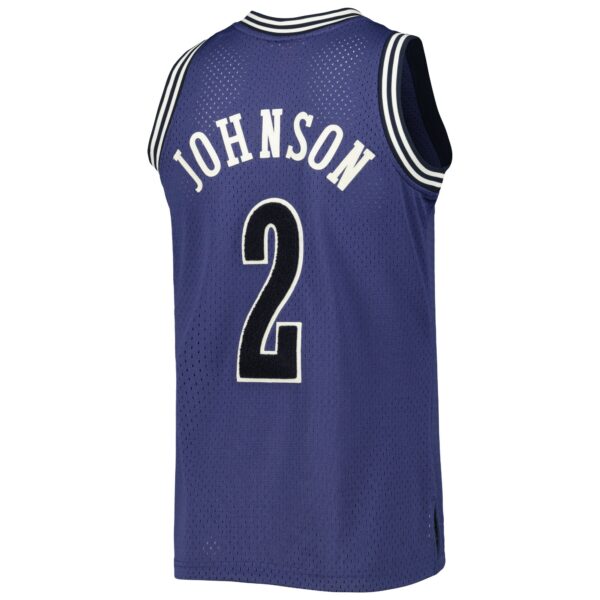 Larry Johnson Charlotte Hornets Mitchell & Ness 1994/95 Hardwood Classics Off-Court Swingman Jersey - Purple - Image 4
