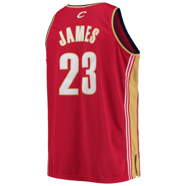LeBron James Cleveland Cavaliers Mitchell & Ness 2003/04 Big & Tall Hardwood Classics Swingman Jersey - Red - Image 4