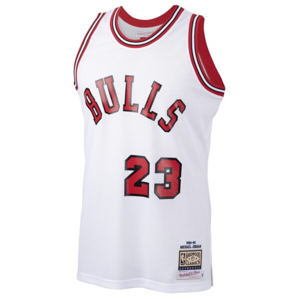 Michael Jordan Chicago Bulls Mitchell & Ness 1984/85 Hardwood Classics Rookie Authentic Jersey - White - Image 3
