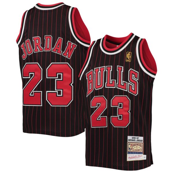 Michael Jordan Chicago Bulls Mitchell & Ness Youth 1996-97 Hardwood Classics Authentic Jersey - Black/Red - Image 2