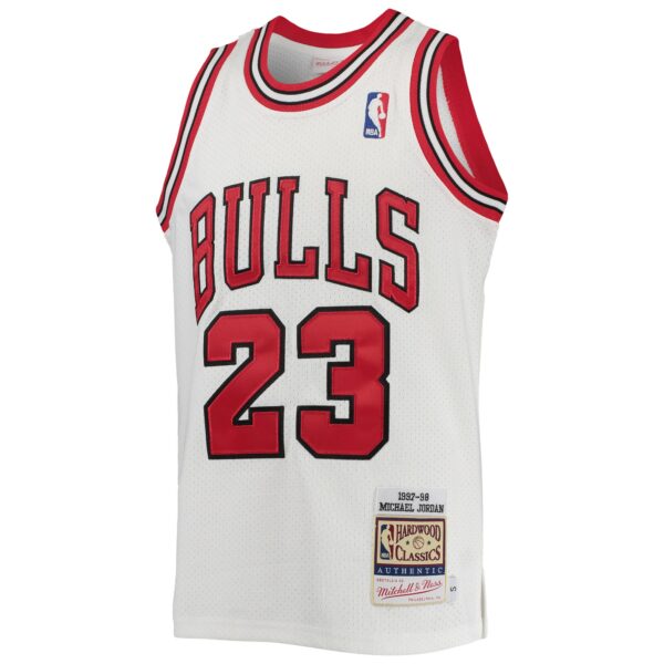 Michael Jordan Chicago Bulls Mitchell & Ness Youth 1997/98 Hardwood Classics Authentic Jersey - White - Image 3