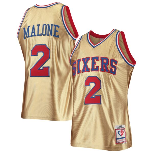 Moses Malone Philadelphia 76ers Mitchell & Ness 75th Anniversary 1982/83 Hardwood Classics Swingman Jersey - Gold - Image 2