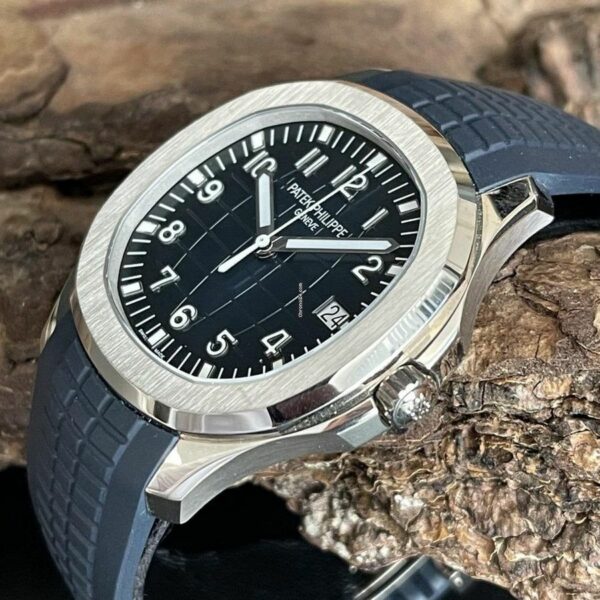 Patek Philippe Aquanaut Blue Dial 18K White Gold MenS Watch 5168G-001 - Image 3