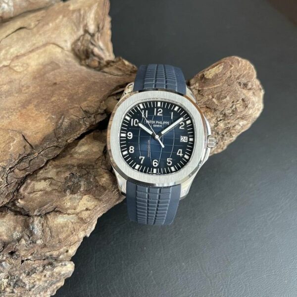 Patek Philippe Aquanaut Blue Dial 18K White Gold MenS Watch 5168G-001 - Image 5