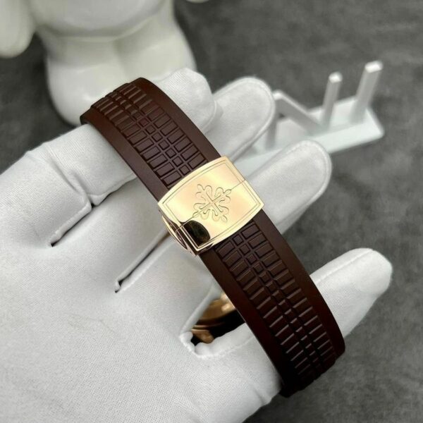 Patek Philippe Aquanaut Mens Watch 5167R-001 - Image 5