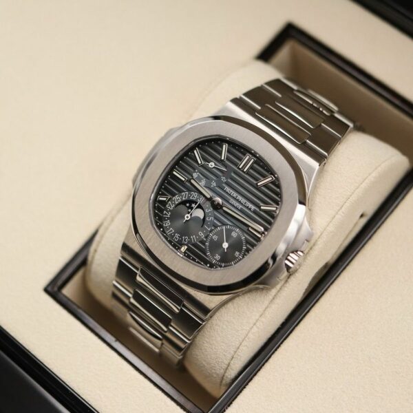 Patek Philippe Nautilus 5712-1A-001 Stainless Steel Watch - Image 8