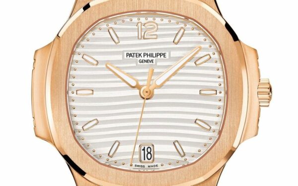 Patek Philippe Nautilus Ladies Automatic Watch, 18k Rose Gold, 35,2mm, Ref#7118/1R-001 - Image 8