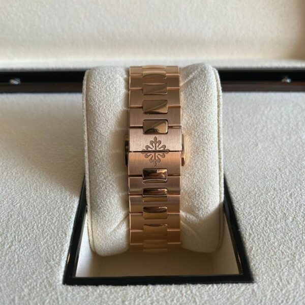 Patek Philippe Nautilus Ref. 5712/1R-001 Rose Gold Watch - Image 8
