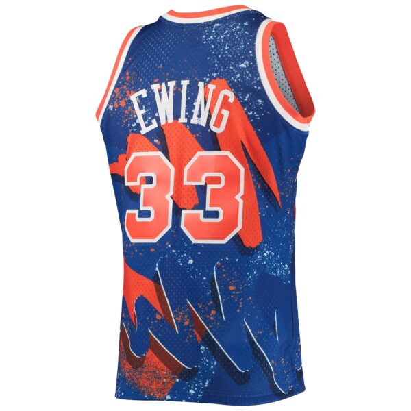 Patrick Ewing New York Knicks Mitchell & Ness Hardwood Classics 1991/92 Hyper Hoops Swingman Jersey - Blue - Image 4