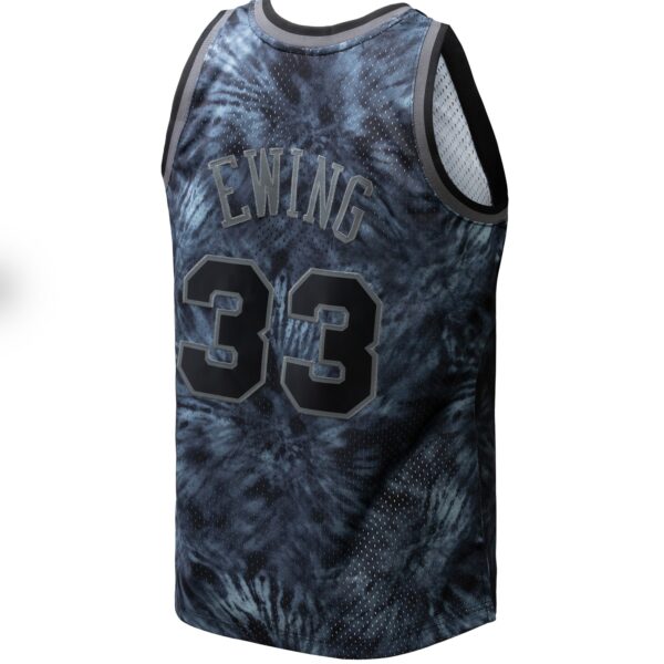 Patrick Ewing New York Knicks Mitchell & Ness Hardwood Classics 1991/92 Tie-Dye Swingman Jersey - Black - Image 4