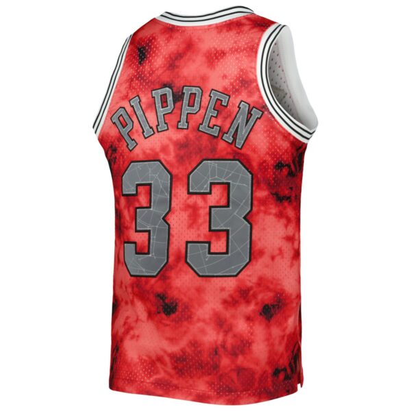 Scottie Pippen Chicago Bulls Mitchell & Ness 1997/98 Galaxy Swingman Jersey - Red - Image 4