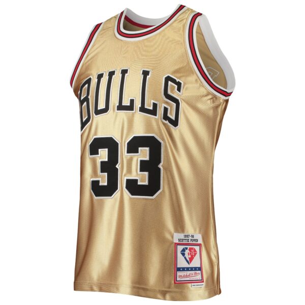 Scottie Pippen Chicago Bulls Mitchell & Ness 75th Anniversary 1997/98 Hardwood Classics Swingman Jersey - Gold - Image 3