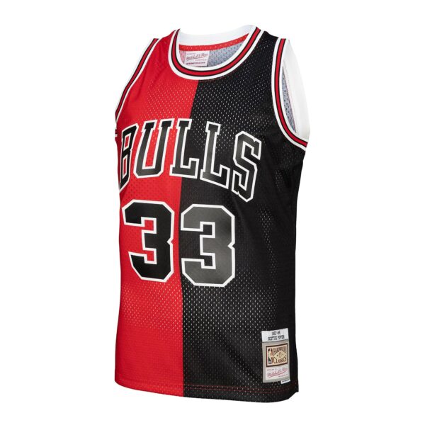 Scottie Pippen Chicago Bulls Mitchell & Ness Hardwood Classics 1997/98 Split Swingman Jersey - Red/Black - Image 3