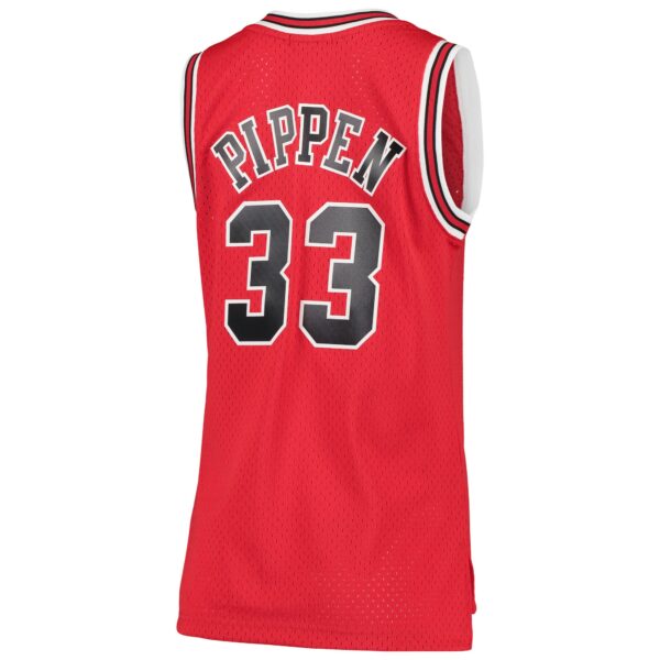 Scottie Pippen Chicago Bulls Mitchell & Ness Women's 1997/98 Hardwood Classics Swingman Jersey - Red - Image 4