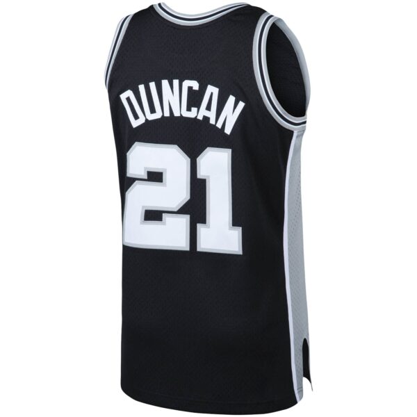 Tim Duncan San Antonio Spurs Mitchell & Ness 1998/99 Big & Tall Hardwood Classics Swingman Jersey - Black - Image 4