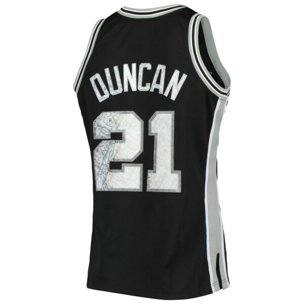 Tim Duncan San Antonio Spurs Mitchell & Ness 1998/99 Hardwood Classics NBA 75th Anniversary Diamond Swingman Jersey - Black - Image 4