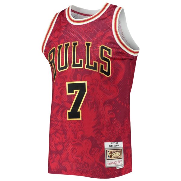 Toni Kukoc Chicago Bulls Mitchell & Ness Hardwood Classics 1997/98 Lunar New Year Swingman Jersey - Red - Image 3