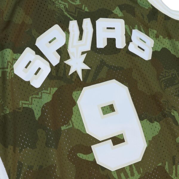 Tony Parker San Antonio Spurs Mitchell & Ness Hardwood Classics 2000/01 Ghost Green Swingman Jersey - Camo - Image 5