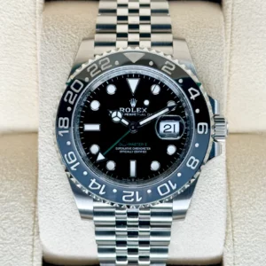 NEW 2024 Rolex GMT-Master II 40mm 126710GRNR Black Dial